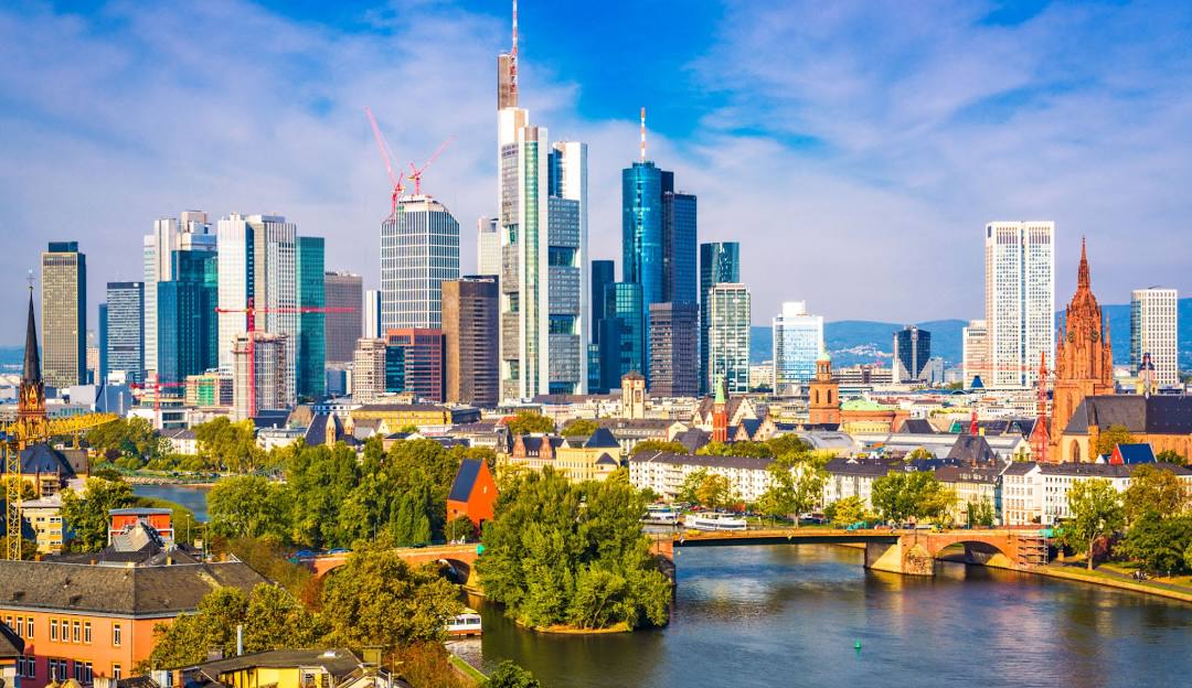 Frankfurt city web design